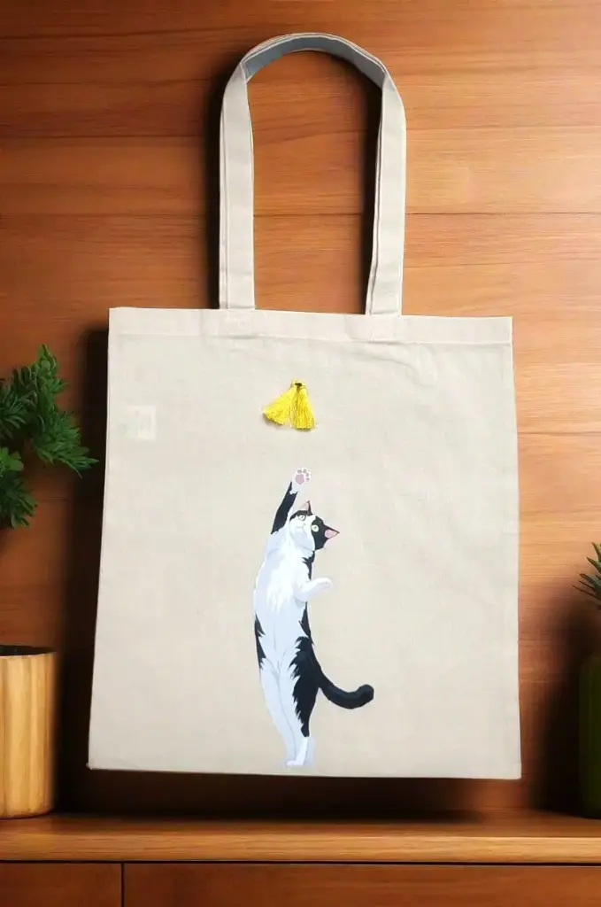  Catch Meow Canvas Beige Tote Bag with Zipper