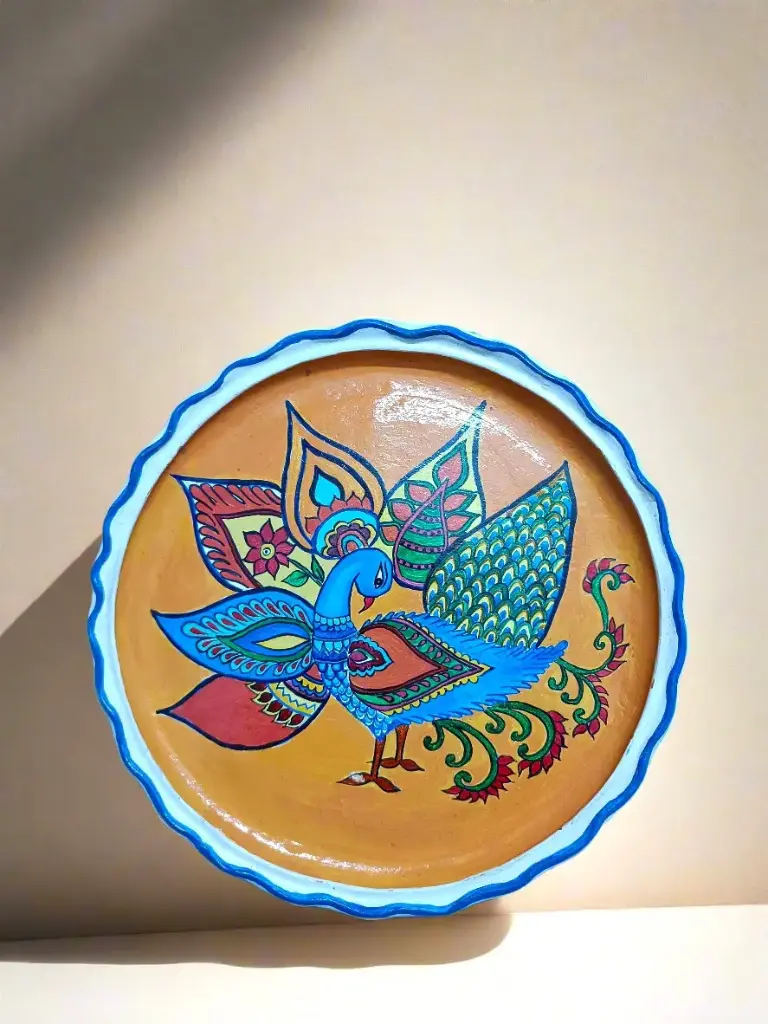 Hand-Painted Noble Plume Wall Plate – Acrylic Art Décor
